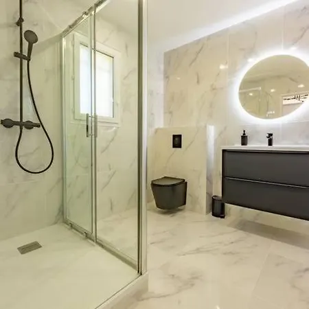 Villa 15 Personnes - Piscine - Jacuzzi - Clim - Bar - Billard - Cinéma - Vue Panoramique Esperce