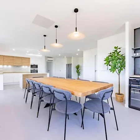 15 Personnes - Piscine - Jacuzzi - Clim - Bar - Billard - Cinéma - Vue Panoramique Esperce