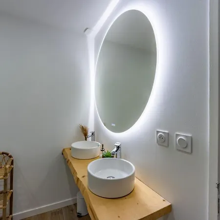 15 Personnes - Piscine - Jacuzzi - Clim - Bar - Billard - Cinéma - Vue Panoramique Villa Esperce