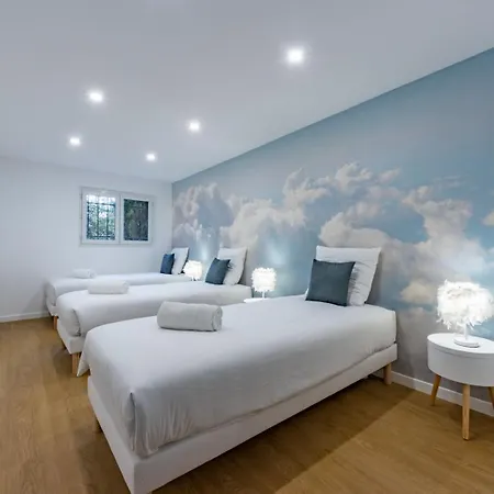 15 Personnes - Piscine - Jacuzzi - Clim - Bar - Billard - Cinema - Vue Panoramique Villa