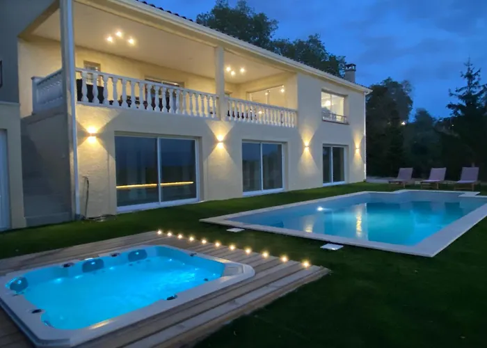 Villa 15 Personnes - Piscine - Jacuzzi - Clim - Bar - Billard - Cinema - Vue Panoramique Esperce