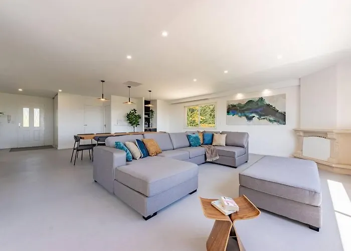 15 Personnes - Piscine - Jacuzzi - Clim - Bar - Billard - Cinema - Vue Panoramique Villa Esperce