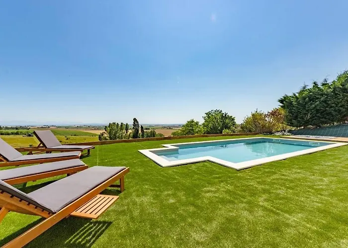 15 Personnes - Piscine - Jacuzzi - Clim - Bar - Billard - Cinema - Vue Panoramique * Esperce