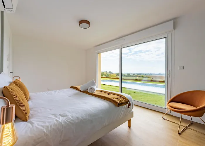 15 Personnes - Piscine - Jacuzzi - Clim - Bar - Billard - Cinema - Vue Panoramique Villa *