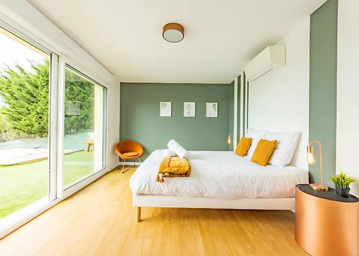 Villa 15 Personnes - Piscine - Jacuzzi - Clim - Bar - Billard - Cinema - Vue Panoramique Esperce